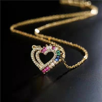 China Fashion Jewelry Gold Plated Color Necklace T-place Zircon Love Pendant Diamond Necklace for sale