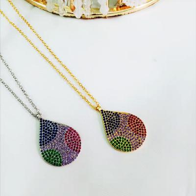 China Designer Necklace High Quality Fashion Personalized Color Charm Necklace 18K Geometric Gold Plated Necklace for sale