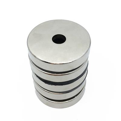 China Industrial Magnet Rare Earth Permanent Round Magnet With Countersunk Hole for sale