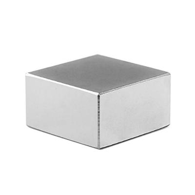 China Industrial Magnet Customized N52 Super Strong Sintered Neodymium Magnet for sale