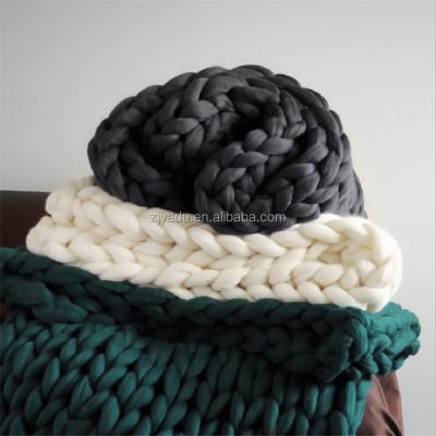 China Super Soft Top Quality Chunky Throw Blanket Knitted Wool Blanket Handmade Blanket for sale