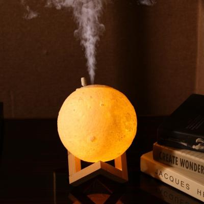 China New Lunar Smart 3d Lunar Light Humidifier Mini Home Quiet USB Air Purifier Night Fill Desk Light for sale