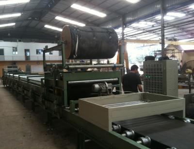 China Schaum-ununterbrochene Sandwich-Platten-Linie PU-8m/min zu verkaufen