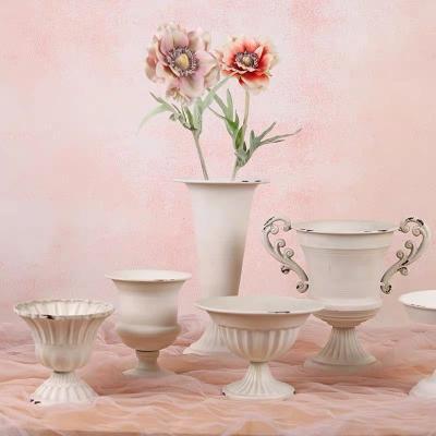 China White metal factory direct sales goblet flower articles as vase flower old Weng Retro Nostalgic Iron European style dining table flower for sale