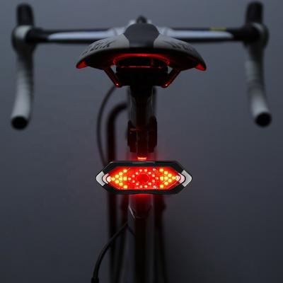 China Smart Wireless Remote Control Bicycle Remote Control Steering Light, With Horn USB Rechargeable Bicycle Tail Light for sale