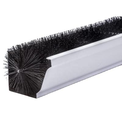 China High Quality Synthetic Fiber Dustproof Use Telescopic Roof Gutter Cleaning Brush for sale