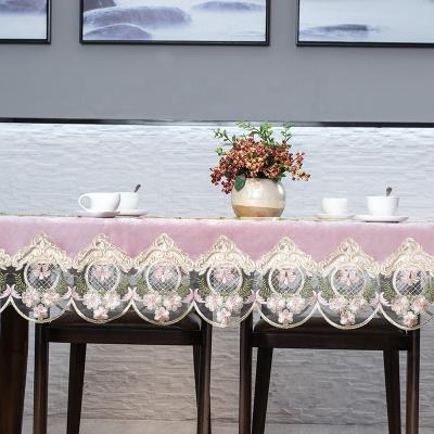 China 2021 Dustproof New Style Luxury Lace Tablecloth Wedding Christmas Decor Velvet Table Cloth for sale