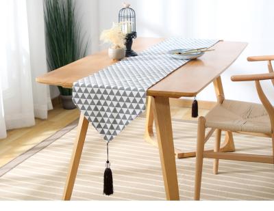 China 2021 Double Layer Stain Waterproof Popular Polyester Upholstery White Striped Dining Table Runner for sale