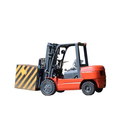 China Hotels 5 Ton Diesel Forklift with Sideshifter and Japanese Engine Te koop