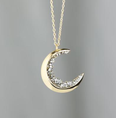 China NEULRY TRENDY Copper Plated 14K Gold Crescent Moon Necklace Jewelry Christmas Gifts Birthday Gift for sale