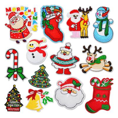 China 2020 High Quality Custom Factory 3D Merry Christmas Embroidered Patches For Apparel for sale