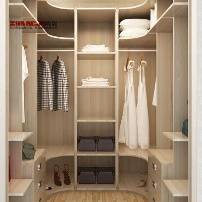 China Durable Luxury Bedroom Furniture Modern Wardrobes Wardrobe For Girls Design for sale