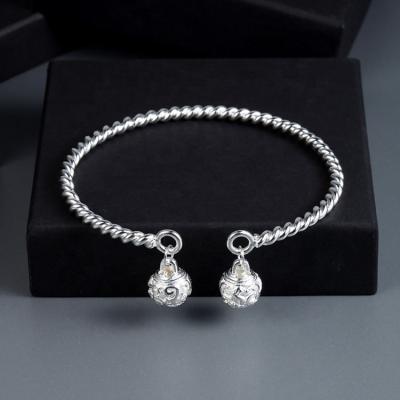 China Trendy Fashion Wholesale High Quality 999 Pure Silver Fine Jewelry China Gold Fine Jewelry Checked Bracelets With Bells for sale