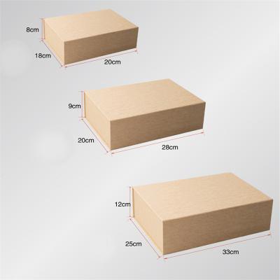 China Recycled Materials Multiple Colors Custom Luxury Paper Flap Apparel Boxes With Lid Magnet Packaging Magnetic Gift Box for sale