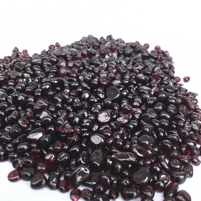 China China Garnet Tumbled Natural Polished Red Crystal Gravel Stones Wholesale for sale