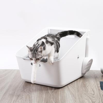 China Plastic Box Cat Litter Box Automatic Self Cleaning Pet Training Toilet Sustainable PETKIT Large Space Smart Luxury for sale