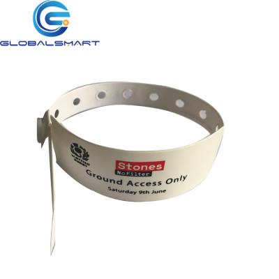 China Wholesale Disposable Waterproof / Waterproof Wristband Vinyl RFID PVC Wristband For Events for sale