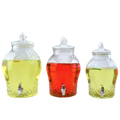 China Juice Wholesales 6L/8L/10L Luxury Transparent Glass Juice/Beverage/Beverage Dispenser With Glass Lid And Tap for sale