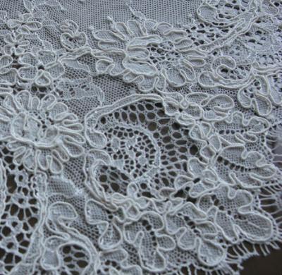 China Viable French Guipure Embroidery Dress Wedding Lace Cord Lace Fabric African Lace for sale