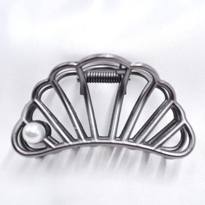 China Temperament alloy swan butterfly hair clip dish pearl shark clip pearl shark clip fashionable elegant temperament alloy head hair hook fairy back for girl for sale