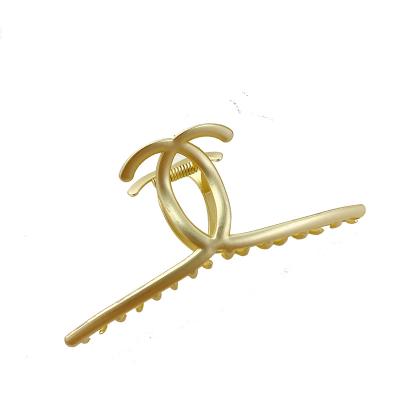 China Shiny Korean Simple Fashionable Metal Hair Clip Ribbon Clip Hook Alloy Shark Back Main Clip For Women for sale