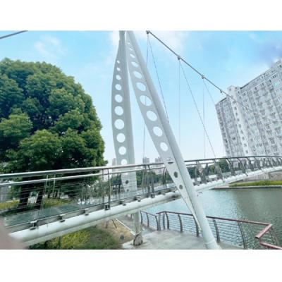 China Hot Dip gegalvaniseerd stalen spanningsstaaf en spanningsbalken voor hangbrug Te koop