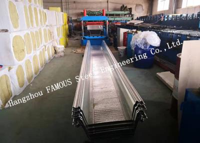 Cina Soletta collaborante d'acciaio galvanizzata Decking multiplo del pavimento del metallo di Comflor 210 delle linee di produzione in vendita