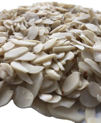 China China Wholesale High Quality Dry Roasted Peanut Slice Crushed Crispy Peanuts 3-5mm for sale