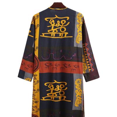 China New Autumn Clothes For Muslim Decorative Sustainable Ethnic Print Men's Clothing Animal Print Robe for sale