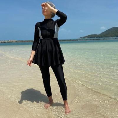 China Black QUICK DRY conservative swimwear women's three-piece suit polyester islamic muslim swimwear bathing suit for sale