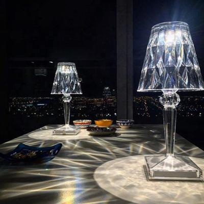 China Material Creative Transparent Acrylic Diamond Design Table Lamp JY6101 for sale