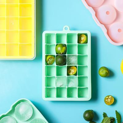 China Sustainable Wholesale Ice Cream Tools Ice Molds Cube Trays Silicone 4 Cavities Small Lid for sale