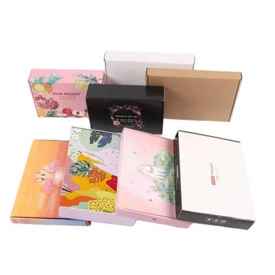 China Custom Printed Materials China Suppliers China Suppliers Recycled Eco - Friendly Gift Clothes Packaging Corrugated Gift Box for sale