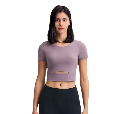 China New 2021 Summer Breathable Thin Yoga T-shirt With Chest Pad For Running And Fitness for sale