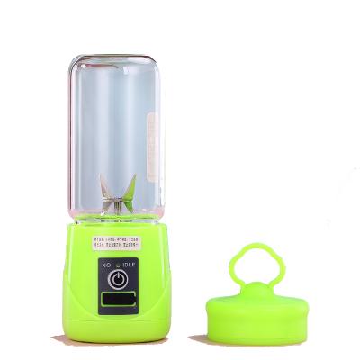 China Portable Blender Fruit Home Family Use Outdoor Travel Car Blender Blender For Personal Use for sale