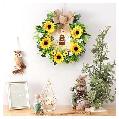 China Europe Spring Wooden Newcomer Welcome Sign For Front Door Round Bee Bowknot Wreath Door Decor Wall Hanging Home Decor for sale