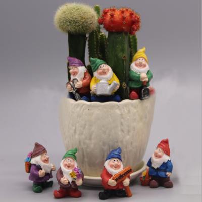 China Europe 2021 ready to ship seven dwarf cartoon children's decorations landscaping props resin garden decor ornaments for sale