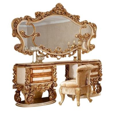 China Handcrafted Wood Carving Carved Primer With Stool And Mirror European Style Bedroom Furniture for sale