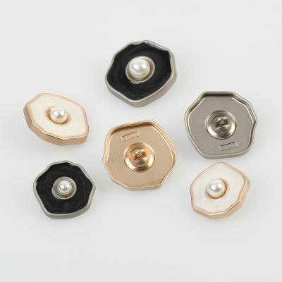 China OEM Women Coat Custom Made Alloy Bead Submerged Hand Printing Submerged Seam Button for sale