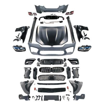 China Automobilbau BMW 5er F10 Vorderbumper Hinterbumper Fender Seitenröcke Bodykit F10 F18 zu verkaufen