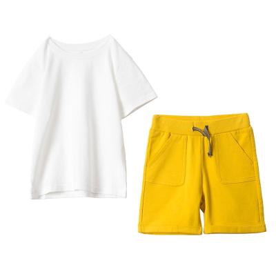 China 2021 color matching yellow and white new design cotton boy spring and summer suit T-shirt + shorts two-piece suit for sale