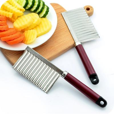 China Minimalist 1025-23 Handle Eco-friendly Strong Fold Potato Cutter High Quality Hand Use WavePotato Band Knife for sale