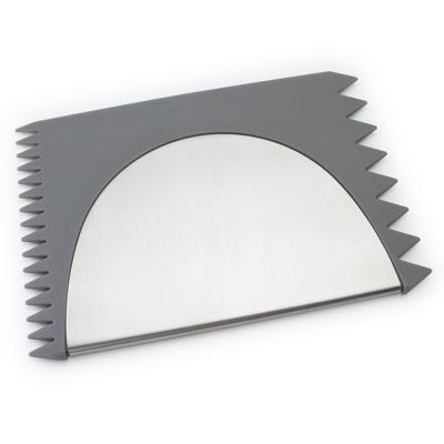 China Sustainable Factory Wholesale Stainless Steel Dough Scraper Plastic Board Baking and Pastry Tools for sale