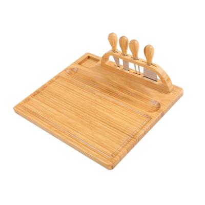 China Sustainable Bamboo Cheese Board Charcuterie Tray and Serving Platter with Distinctive Knife Set Thanksgiving for sale