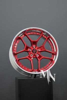 中国 2 Piece Rotiform Custom Forged Wheels For Maserati Ghibli Levante 販売のため