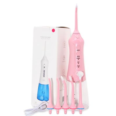 China Outdoor Dental Water Pick Portable Dental Floss Maker Oral Irrigator Tooth Cordless Water Flosser for sale