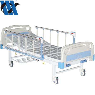 China Hospital Room Economical Design 2 Crank Physician Manual Hospital Bed With Table Hospital Bed Two Crank for sale