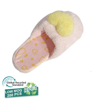 China Fashion Trend GRS Plush Plush Slippers RPET Plushie Bedroom Slippers Flip Flops Slippers Embroidery Customization Indoor Soft Gifts Party Presents for sale