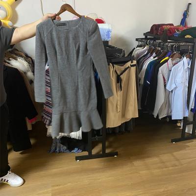 China Summer Clothes Mixed Second Hand Women Clothing Autumn Style From Factory for sale