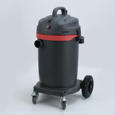 China SC1645 Hotels Small Type Wet And Dry Industrial Vacuum Cleaner With 45L Water Tank for sale